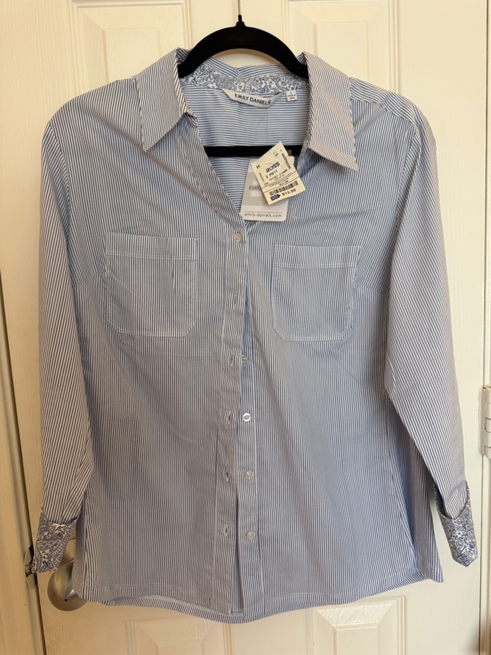 Ellen Tracy Women's Light Blue Pinstripe Button-Down Shirt